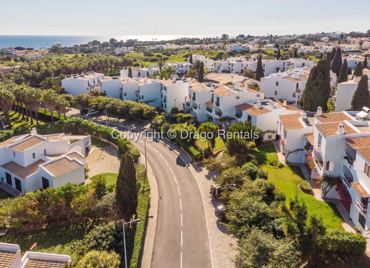 אלבופיירה Coastal Retreat With Pool And Beach Access By Drago Rentals מראה חיצוני תמונה