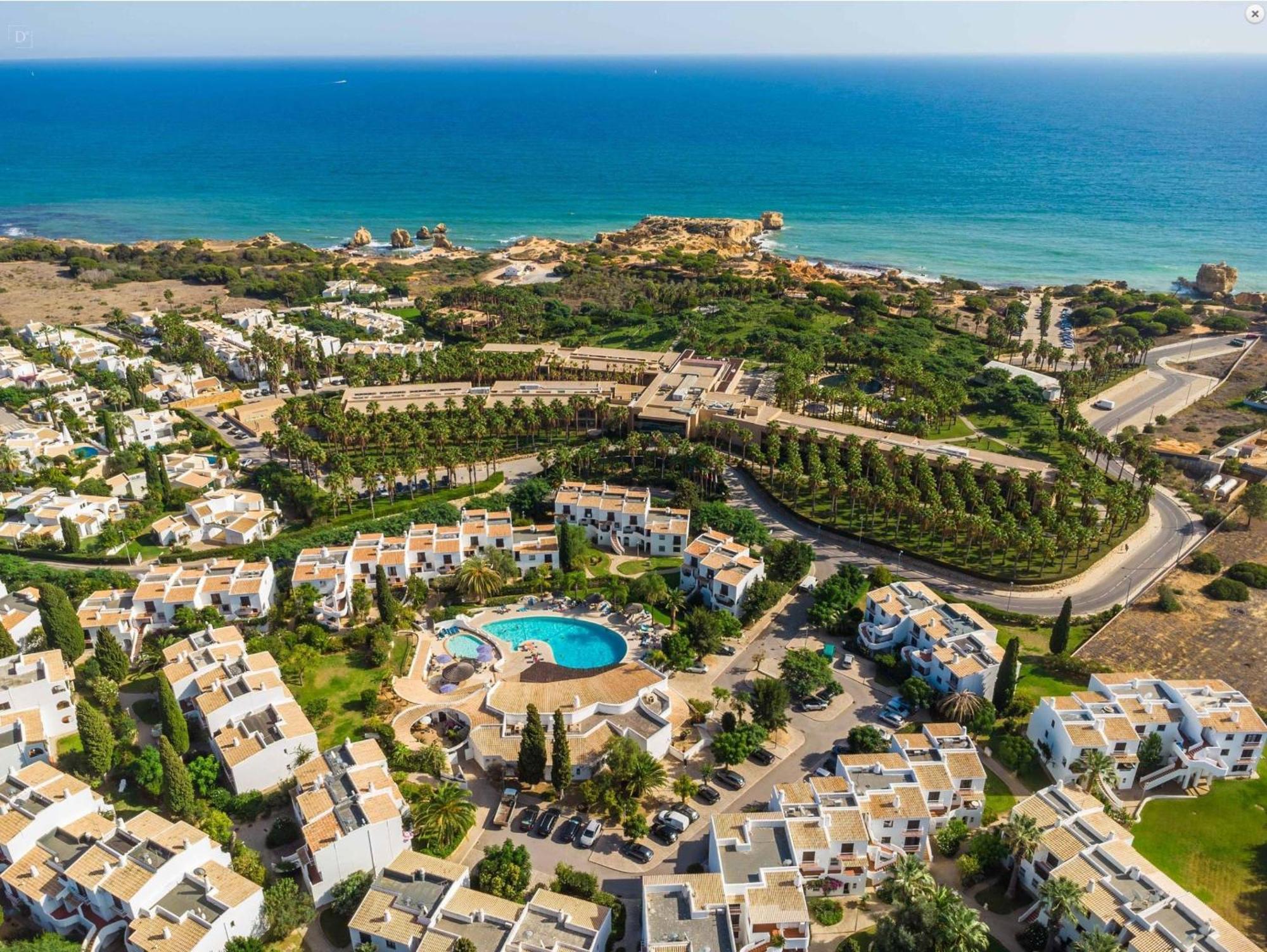 אלבופיירה Coastal Retreat With Pool And Beach Access By Drago Rentals מראה חיצוני תמונה